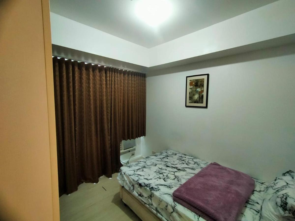 מנילה Beach Front Living In The Heart Of The City, Azure Residences מראה חיצוני תמונה
