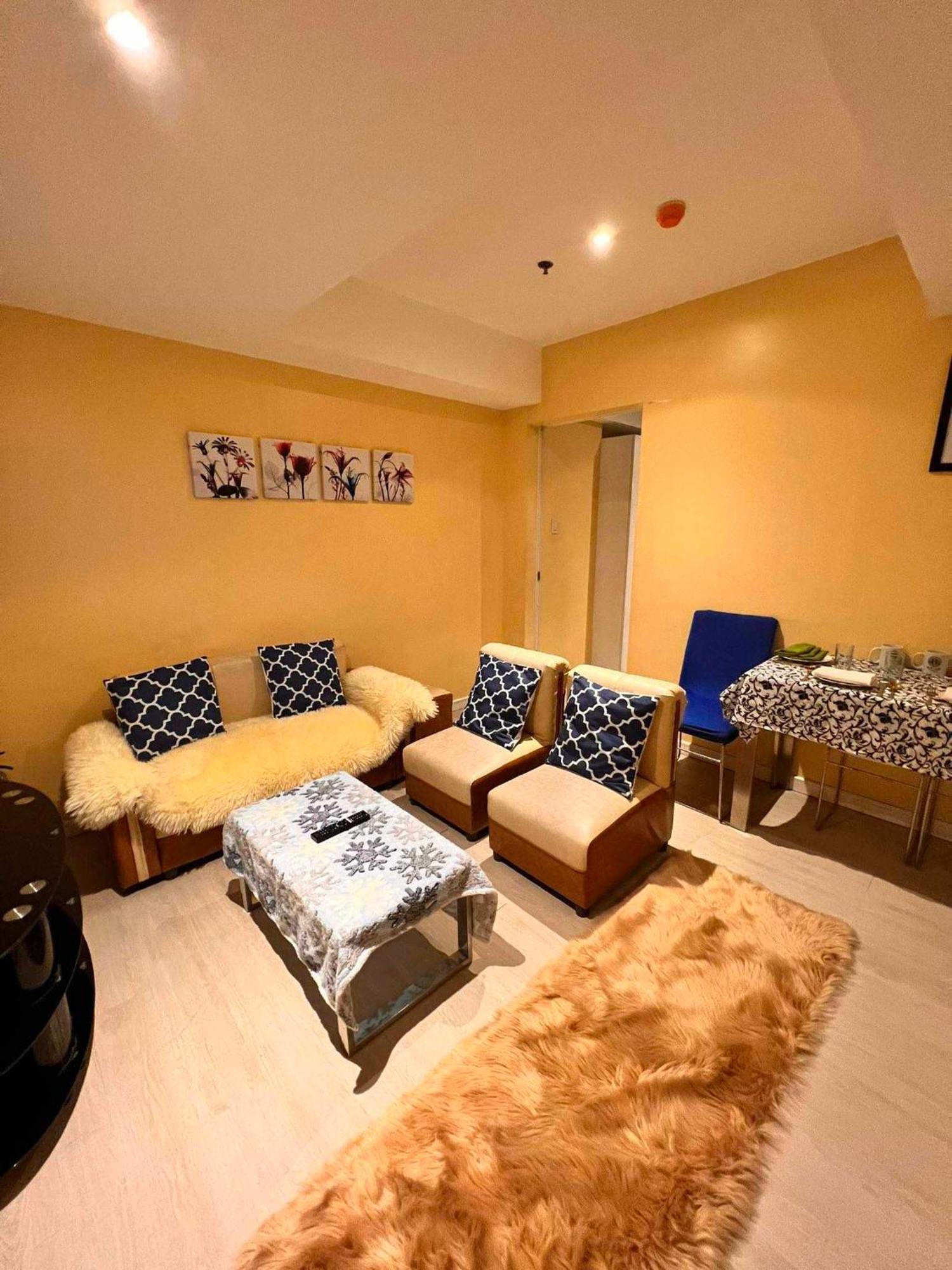 מנילה Beach Front Living In The Heart Of The City, Azure Residences מראה חיצוני תמונה