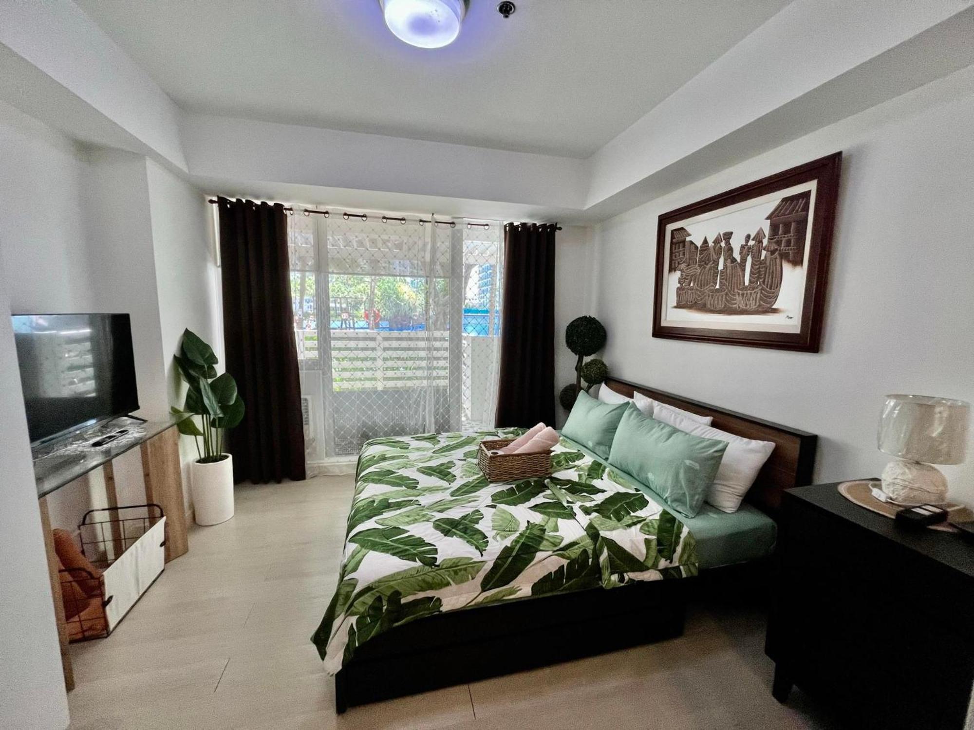 מנילה Beach Front Living In The Heart Of The City, Azure Residences מראה חיצוני תמונה