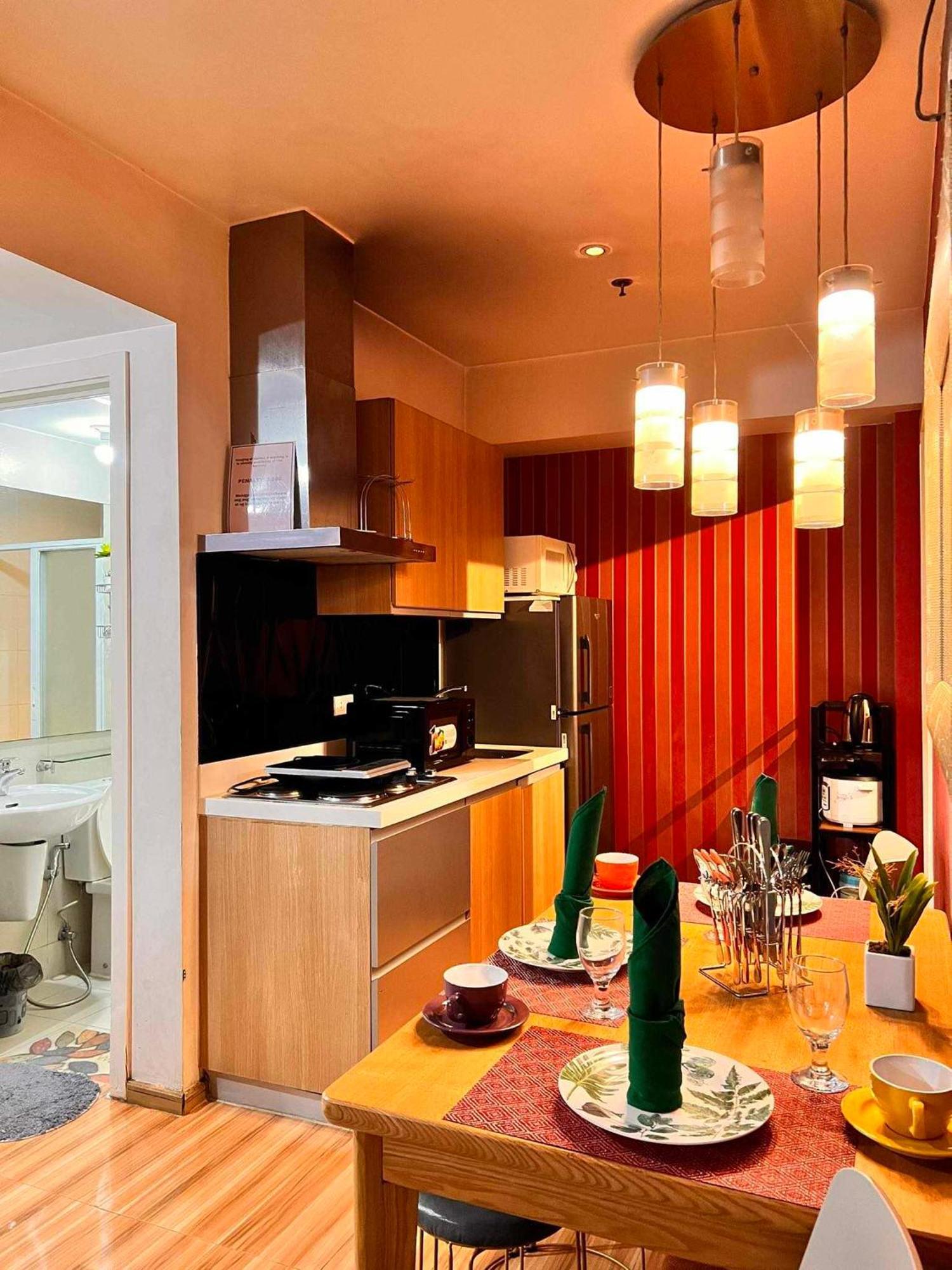 מנילה Beach Front Living In The Heart Of The City, Azure Residences מראה חיצוני תמונה