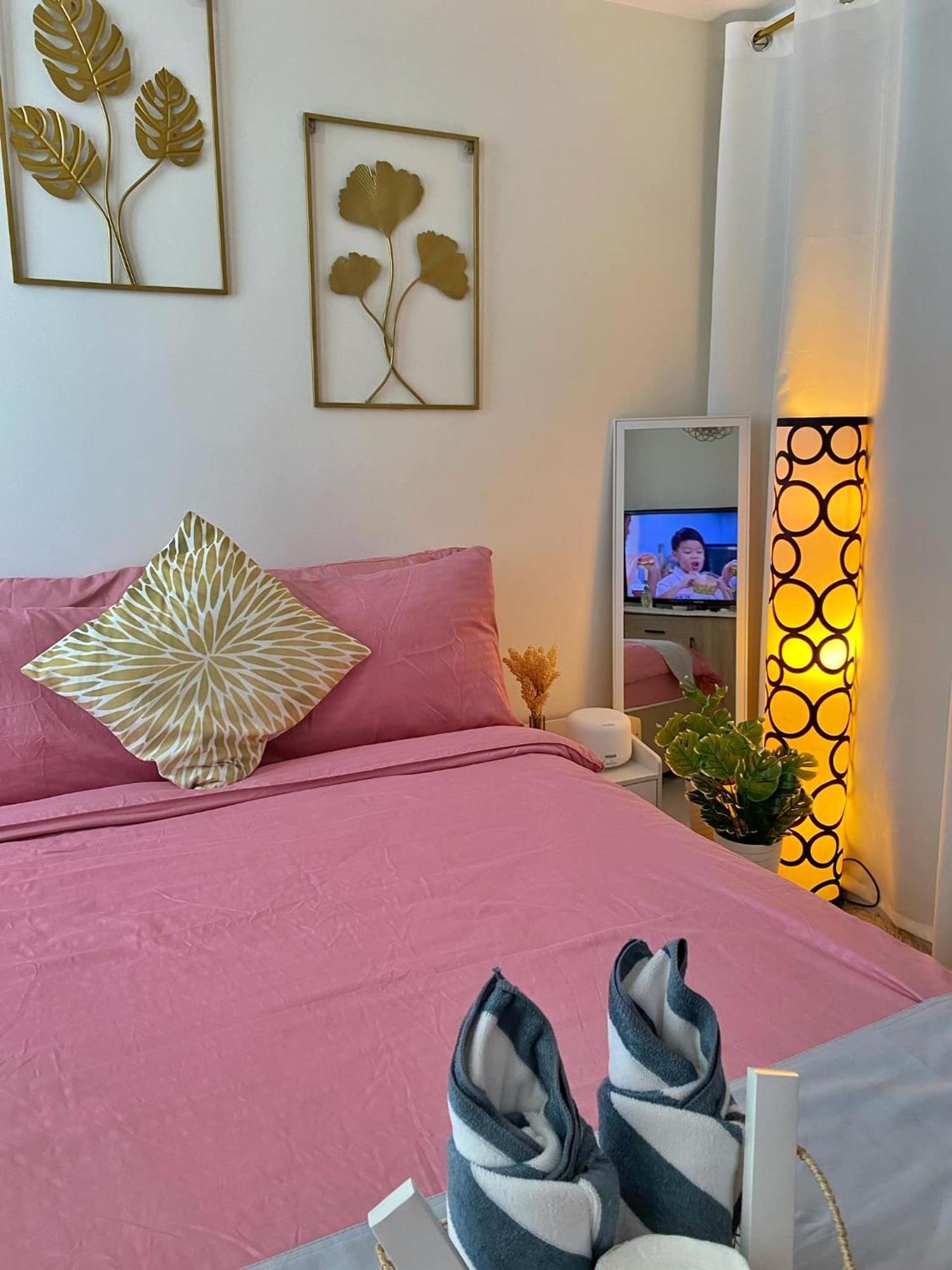 מנילה Beach Front Living In The Heart Of The City, Azure Residences מראה חיצוני תמונה