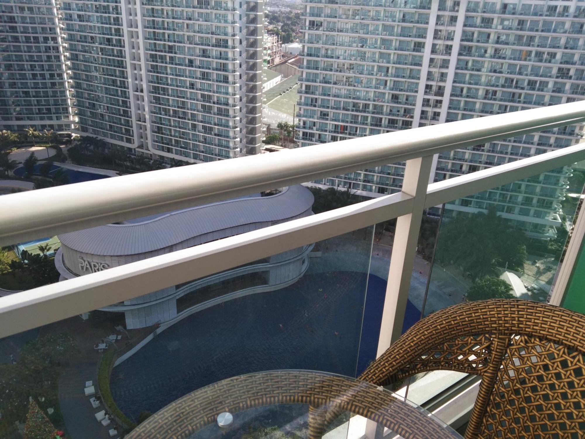 מנילה Beach Front Living In The Heart Of The City, Azure Residences מראה חיצוני תמונה