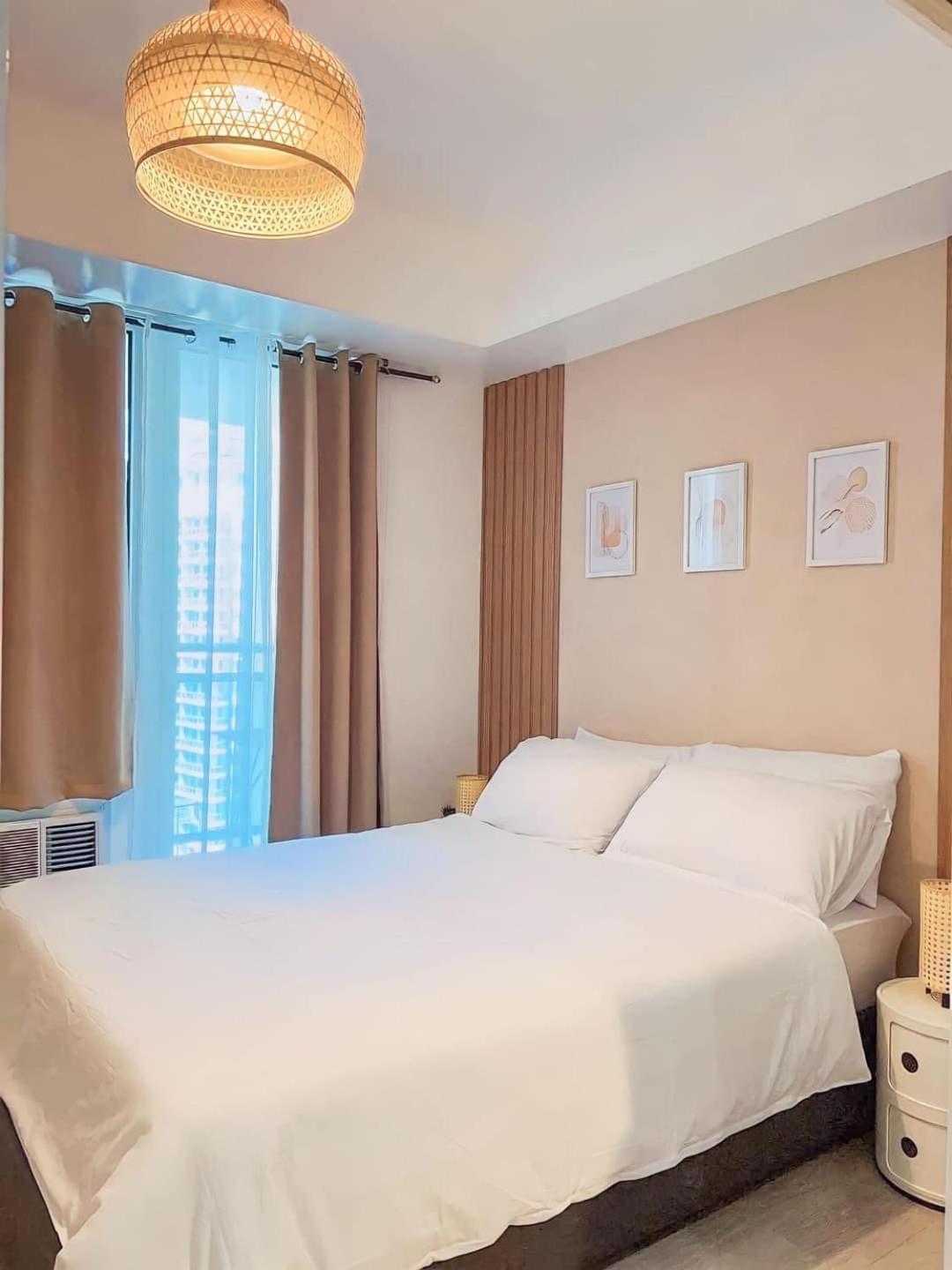 מנילה Beach Front Living In The Heart Of The City, Azure Residences חדר תמונה