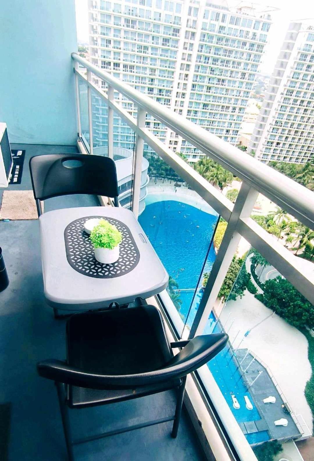 מנילה Beach Front Living In The Heart Of The City, Azure Residences מראה חיצוני תמונה